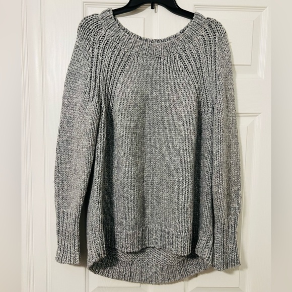 Ann Taylor Gray Chunky Knit Pullover Sweater - Picture 11 of 14